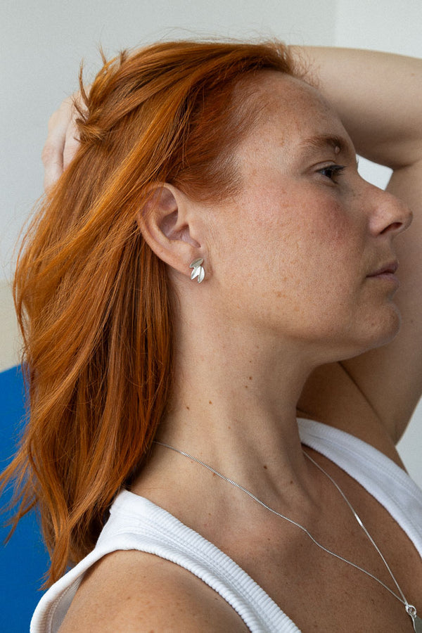 Hera 3 Leaves Earrings