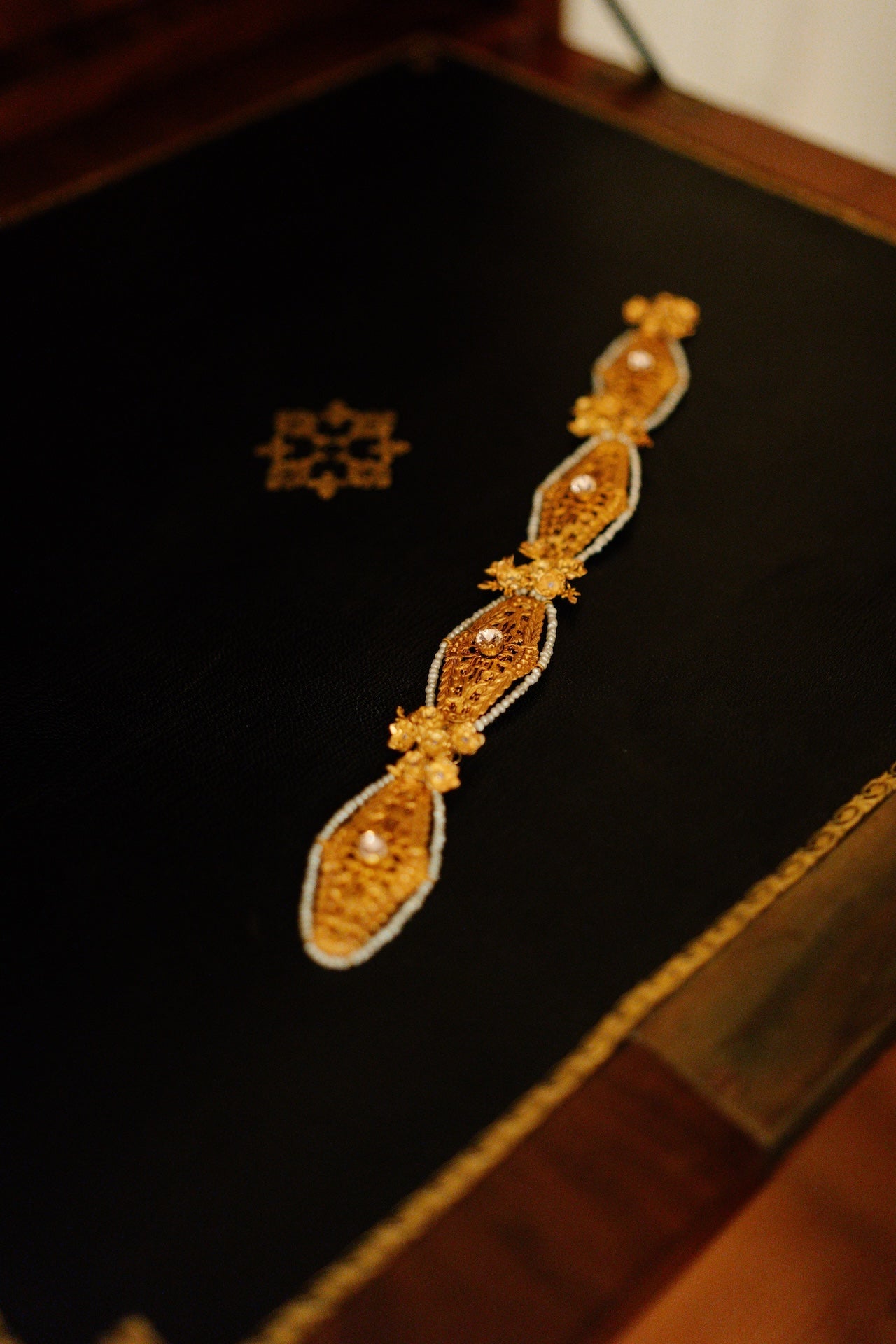 Zetian Headpiece
