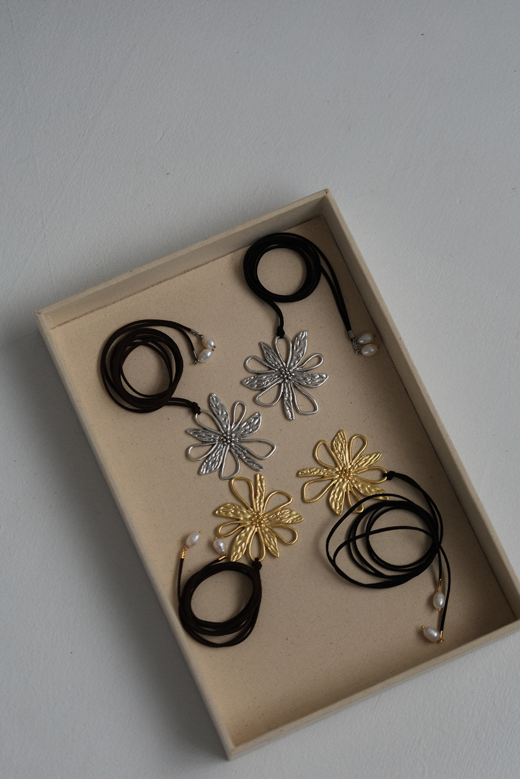 Flower Choker