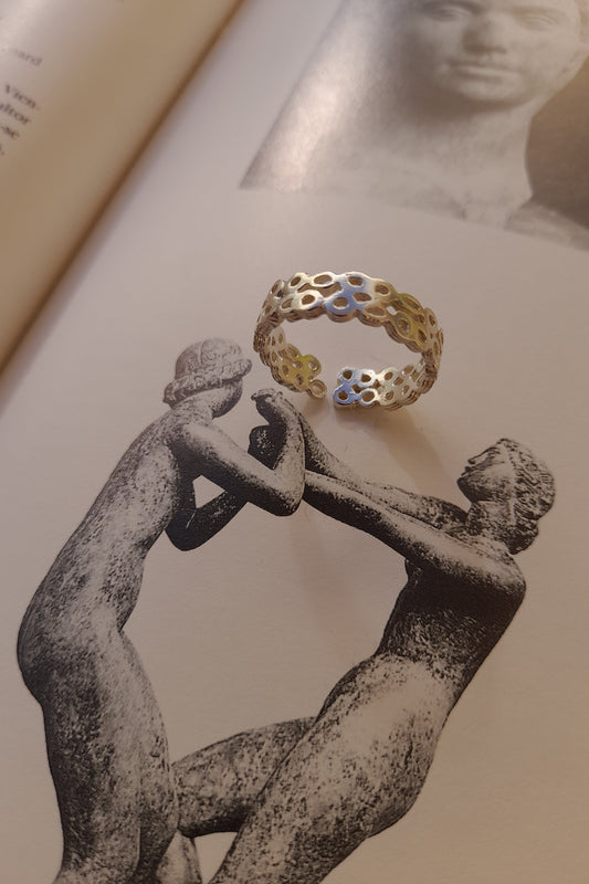 Águatinta Adjustable Medium Ring