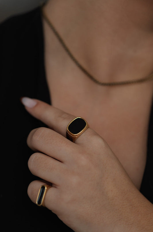 Black Square Ring